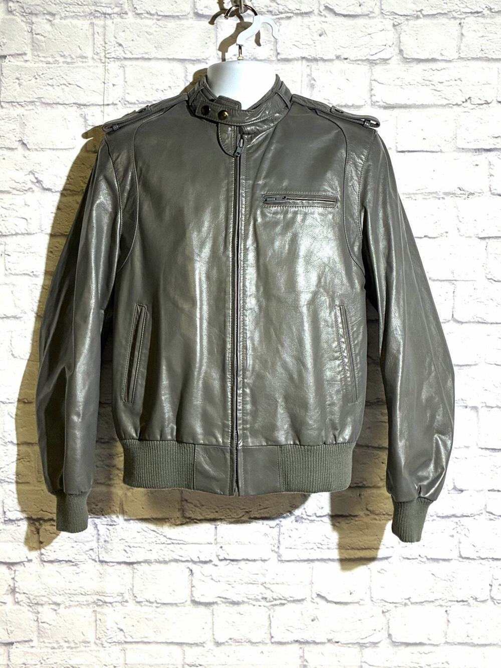 Vintage Berman’s Gray Leather Bomber Jacket Men’s 38 Made Korea Moto 80s